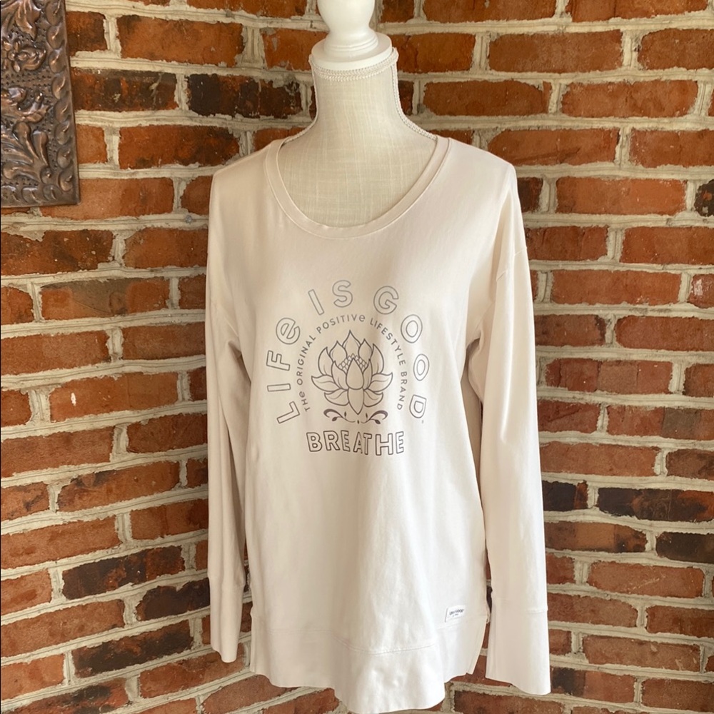 Life Is Good Crusher Flex Cream Long Sleeve Tee size M